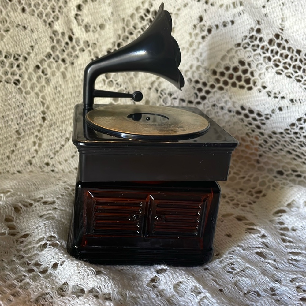 Vintage Amway Gramophone Decanter
